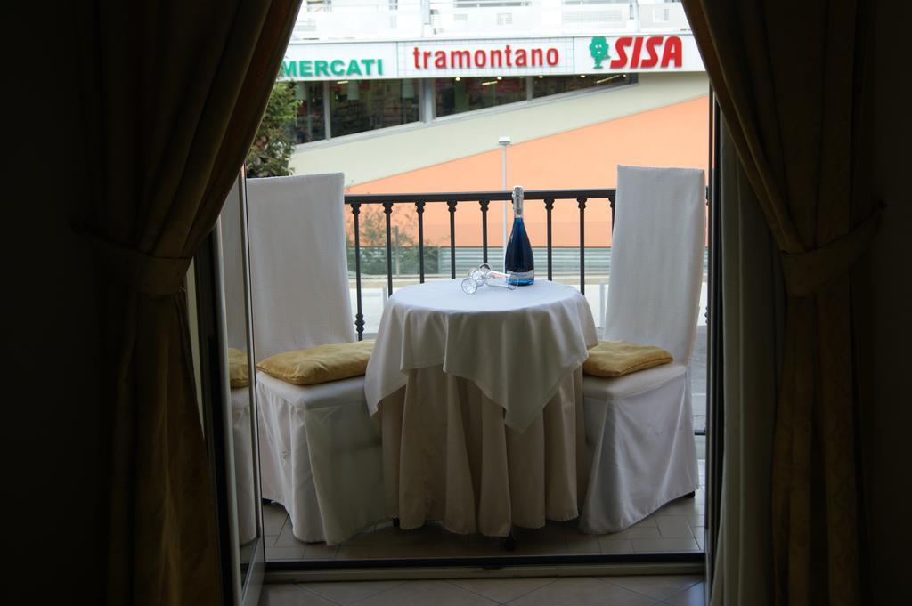 Hotel Elio Мариляно Екстериор снимка